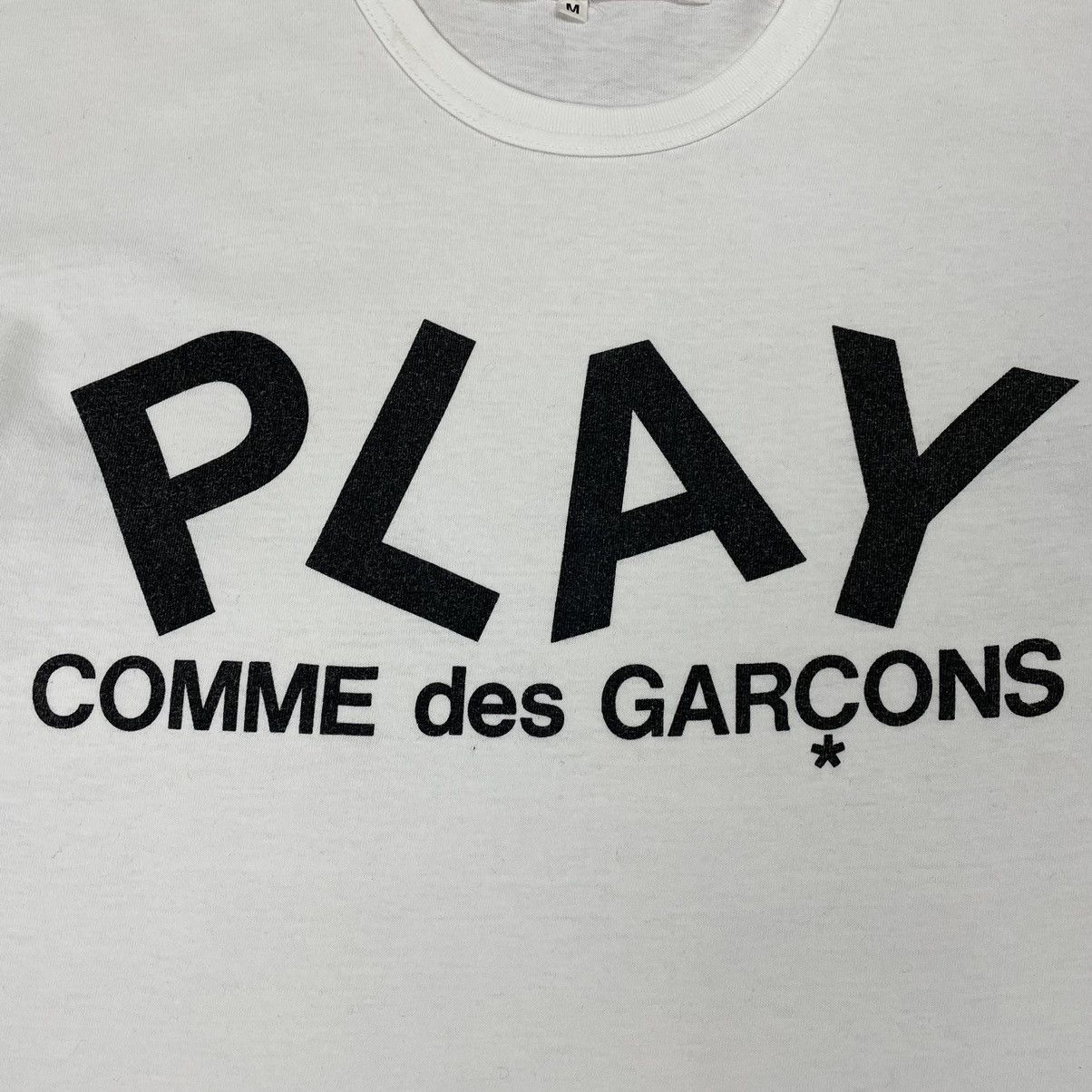 Comme des Garcons PLAY Comme Des Garcons Spellout T-shirt Size US M / EU 48-50 / 2 - 7 Thumbnail