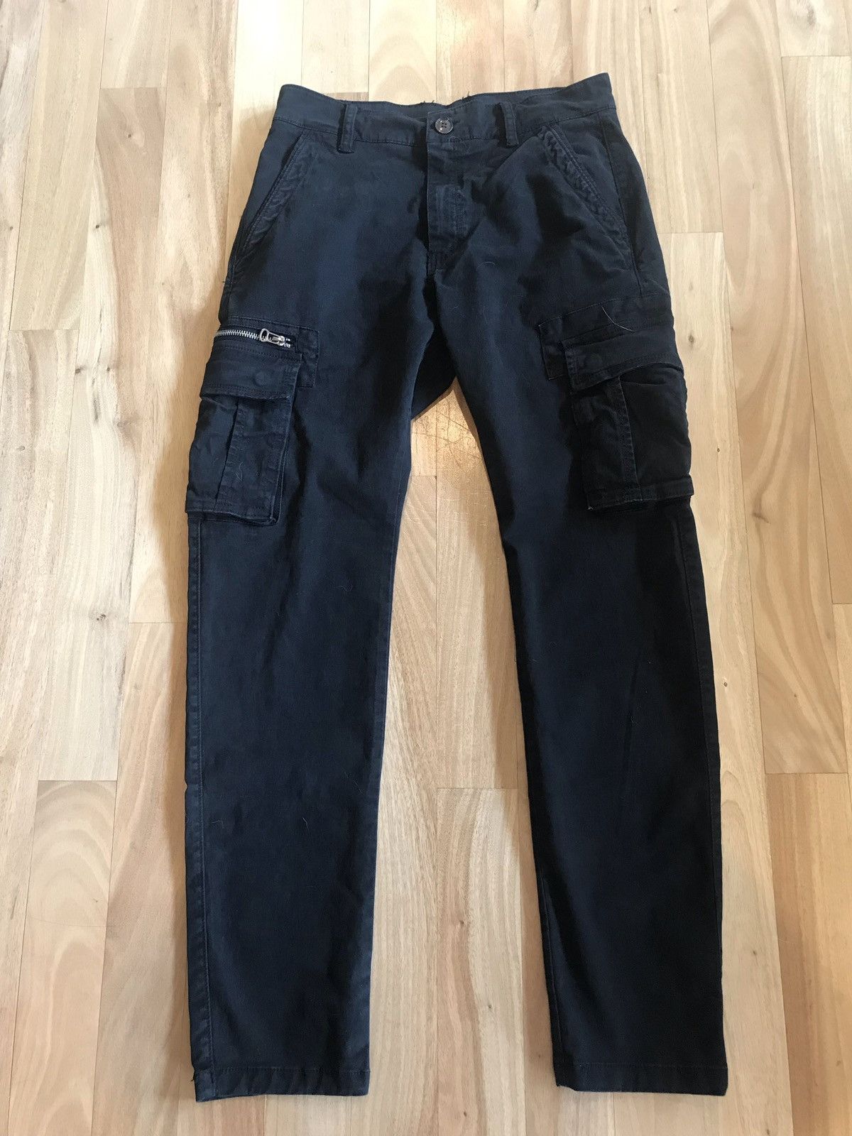Vintage Vintage Black Cargo Pants 29w Size US 29 - 1 Thumbnail