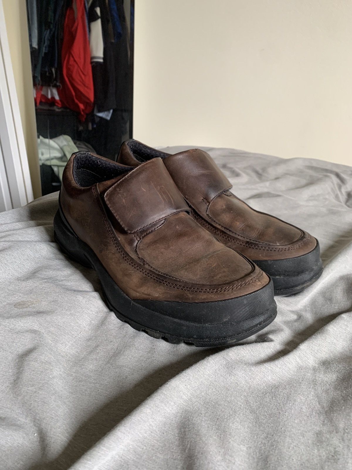 image of Nike Acg Vintage Nike Air Acg Moc Shoes in Brown, Men's (Size 9.5)