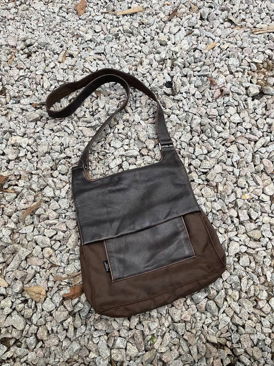 Designer × Yohji Yamamoto Y'saccs by yohji yamamoto leather sling bag Size ONE SIZE - 1 Thumbnail
