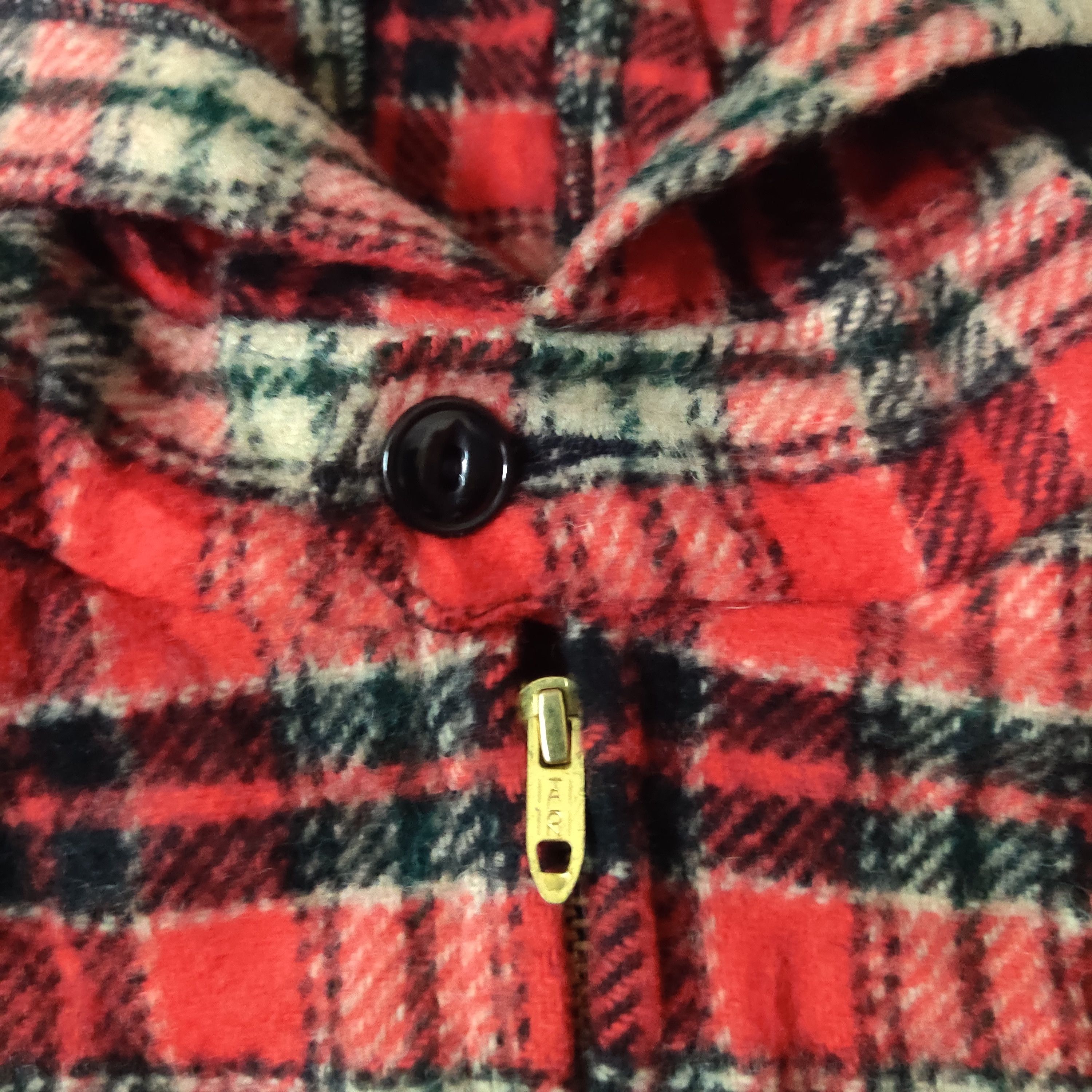 Woolrich Woolen Mills Vintage Bemidji Woolen Mills Zipper Checkered Jacket Hooded Size US M / EU 48-50 / 2 - 5 Thumbnail