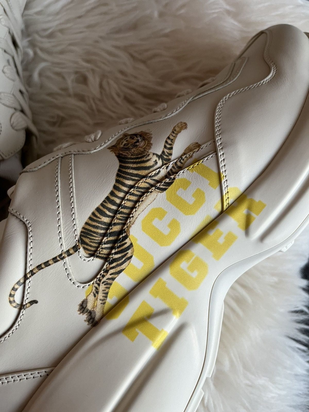 Gucci Rare New Super Runway Rhyton Gucci Tiger Leather Sneaker Size US 12.5 / EU 45-46 - 13 Thumbnail