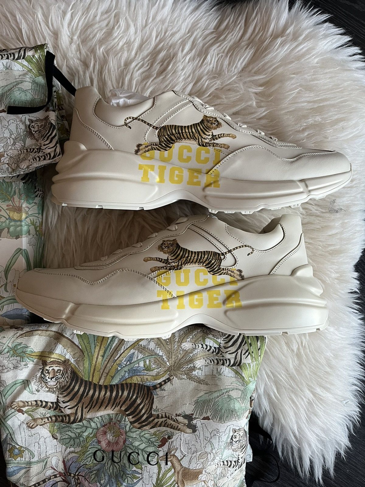 Gucci Rare New Super Runway Rhyton Gucci Tiger Leather Sneaker Size US 12.5 / EU 45-46 - 2 Thumbnail