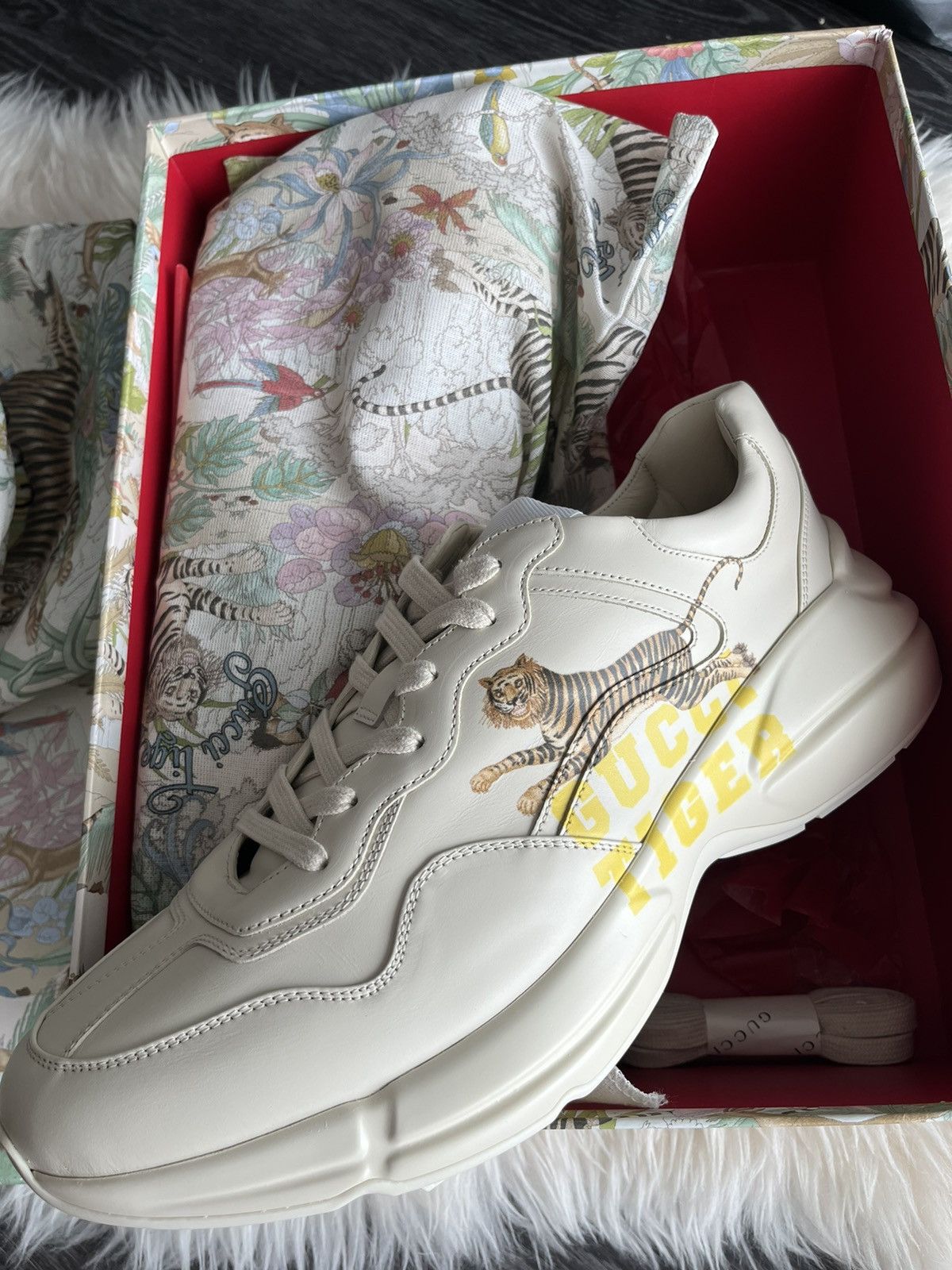 Gucci Rare New Super Runway Rhyton Gucci Tiger Leather Sneaker Size US 12.5 / EU 45-46 - 6 Thumbnail