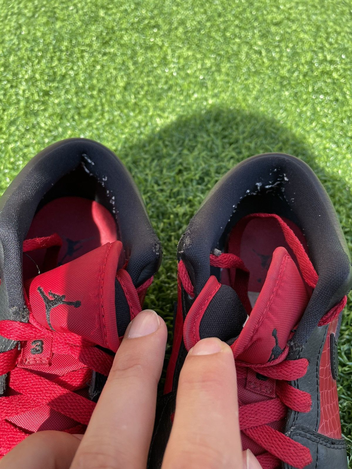 Jordan Brand × Nike Air Jordan 1 Low BG 'Gym Red Black' 553560-610 Size US 5 / EU 37 - 7 Thumbnail