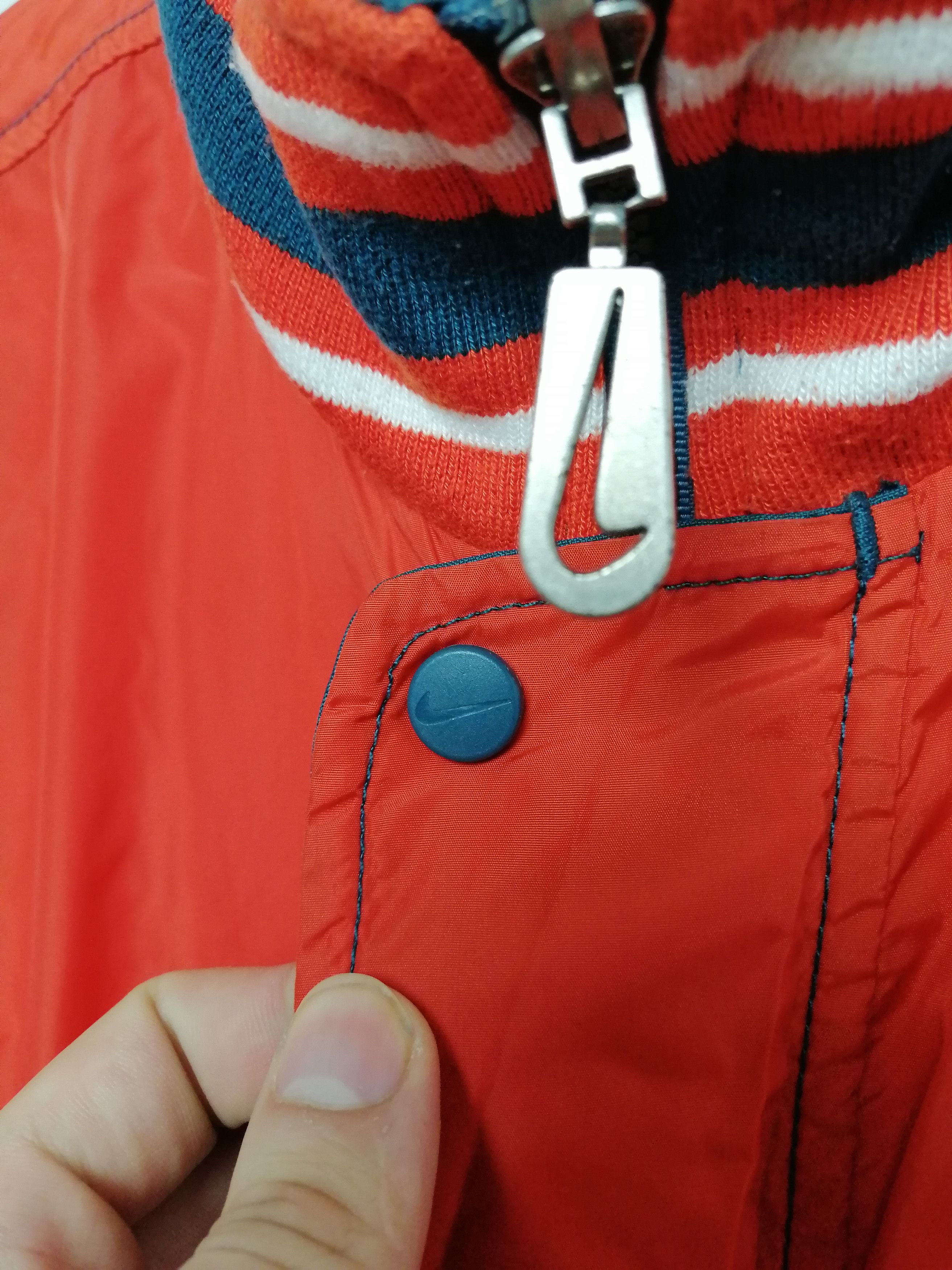 Nike × Vintage Nike Vintage 90s center logo down puffer neylon Size US L / EU 52-54 / 3 - 13 Thumbnail