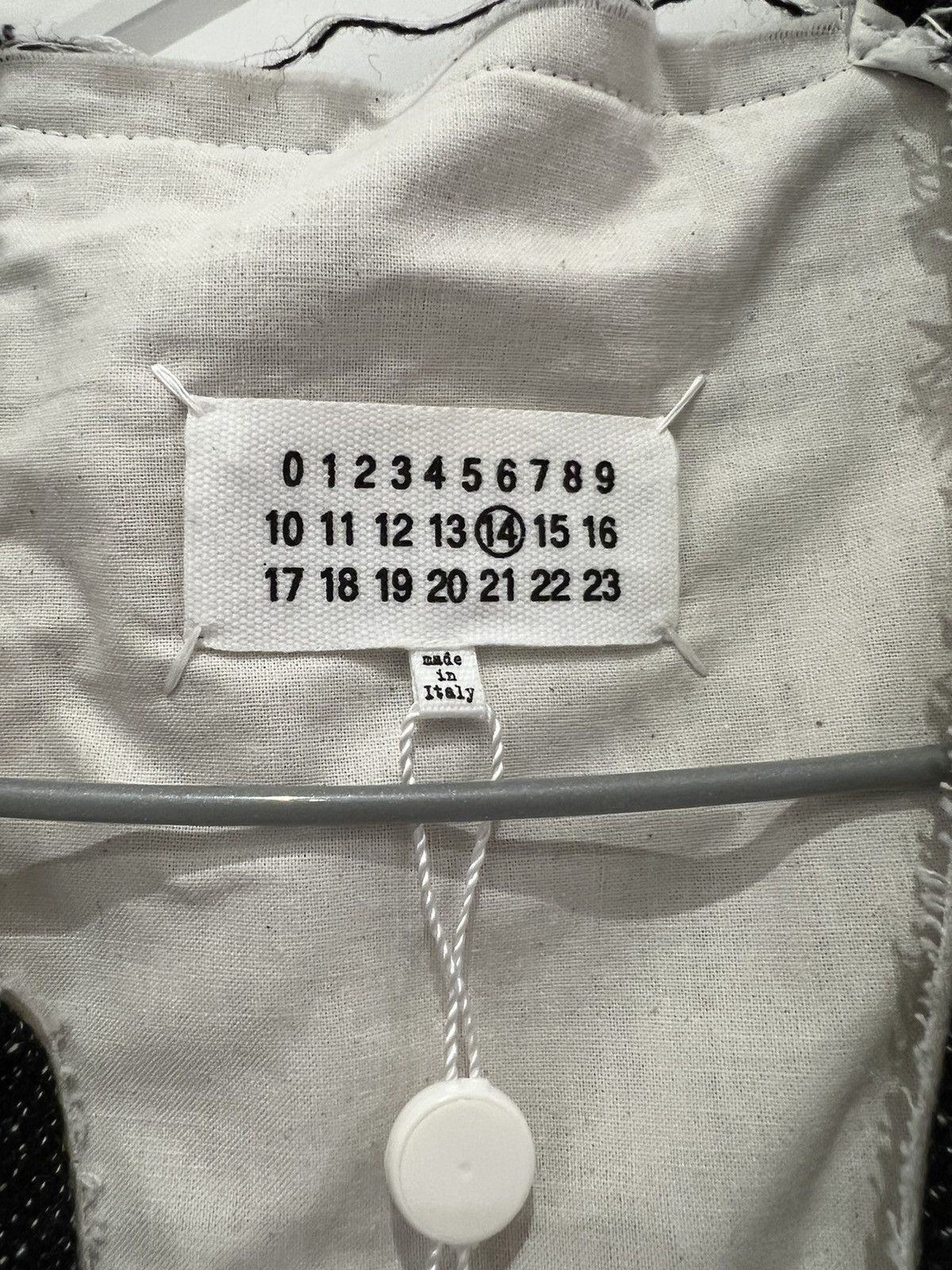 Maison Margiela Margiela patched details coat 52 size Size US L / EU 52-54 / 3 - 5 Thumbnail