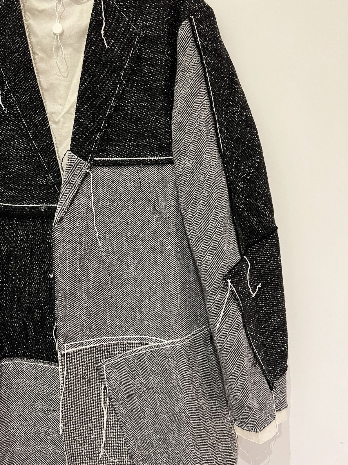 Maison Margiela Margiela patched details coat 52 size Size US L / EU 52-54 / 3 - 19 Thumbnail