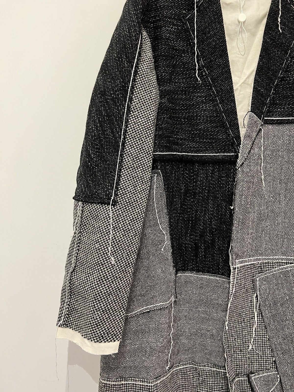 Maison Margiela Margiela patched details coat 52 size Size US L / EU 52-54 / 3 - 2 Thumbnail