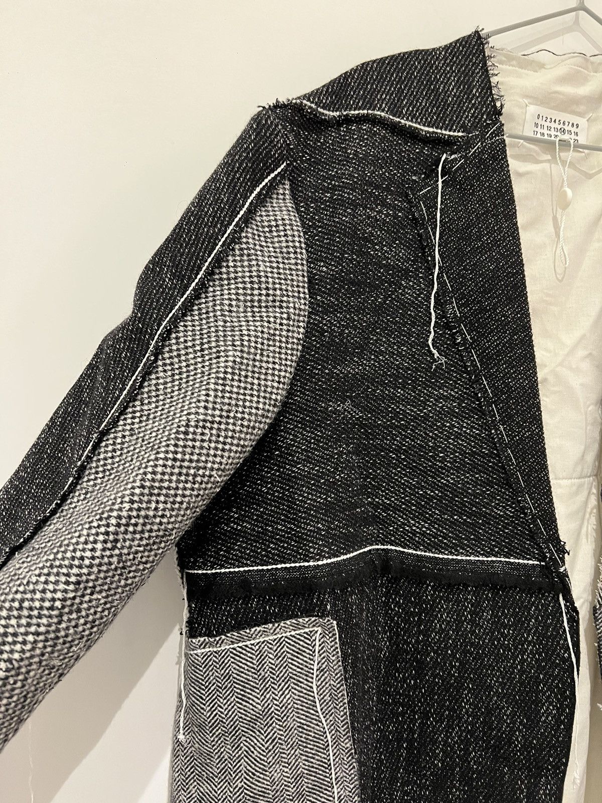 Maison Margiela Margiela patched details coat 52 size Size US L / EU 52-54 / 3 - 12 Thumbnail