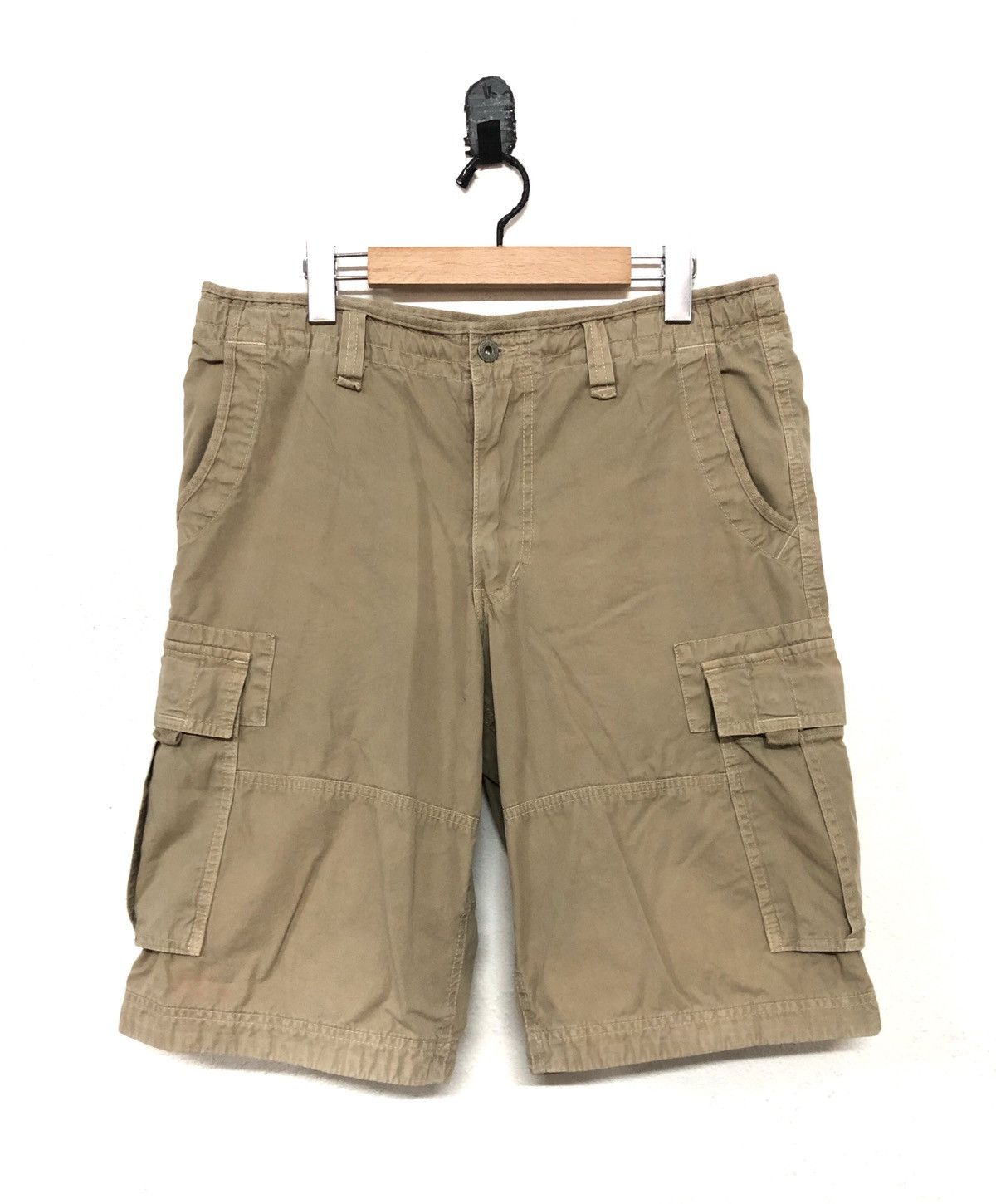 image of Uniqlo Cargo Short Pants in Brown, Men's (Size 36)