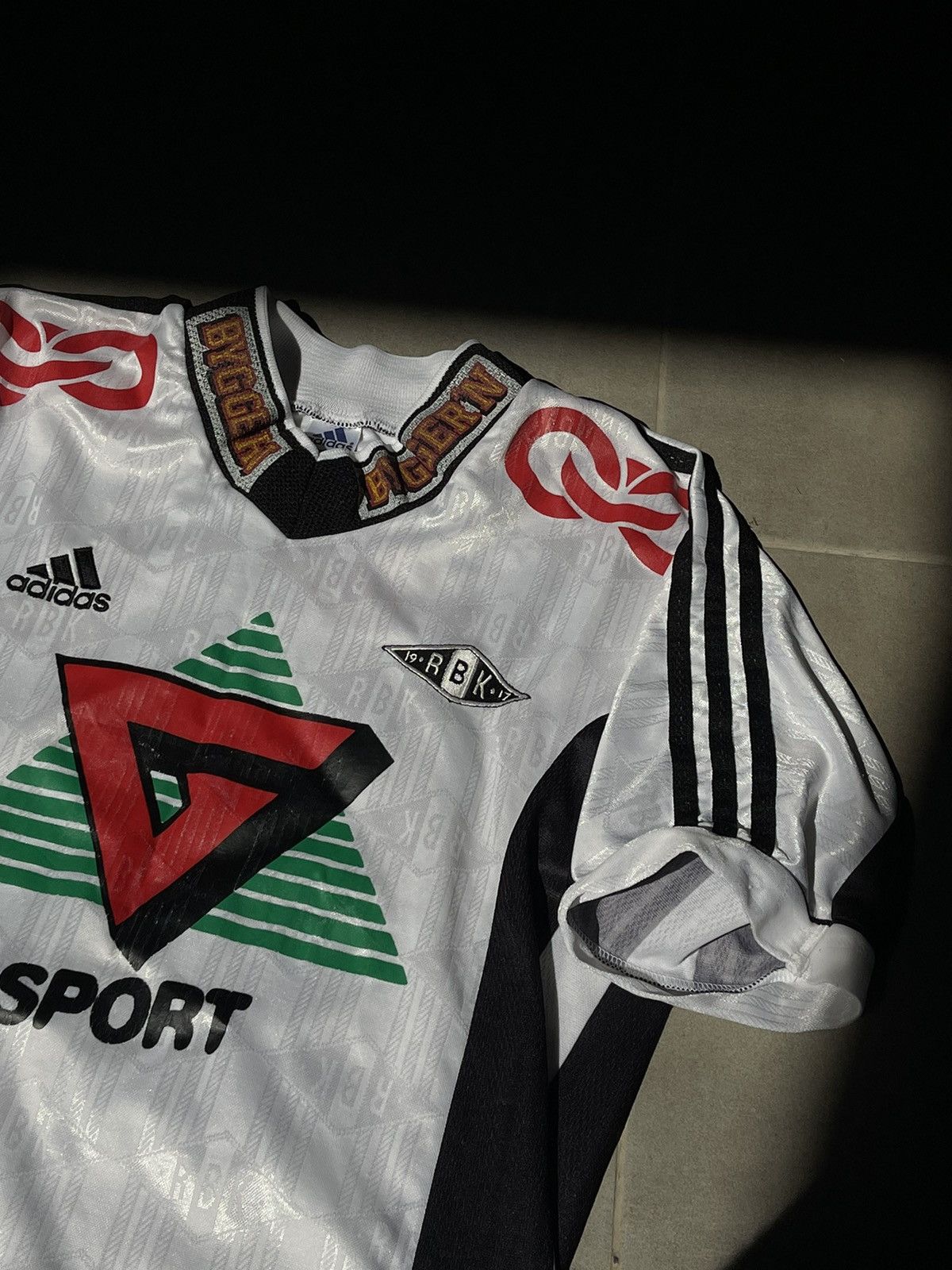 Adidas 90’s Adidas RBK rosenborg vintage rare soccer jersey Size US S / EU 44-46 / 1 - 7 Thumbnail