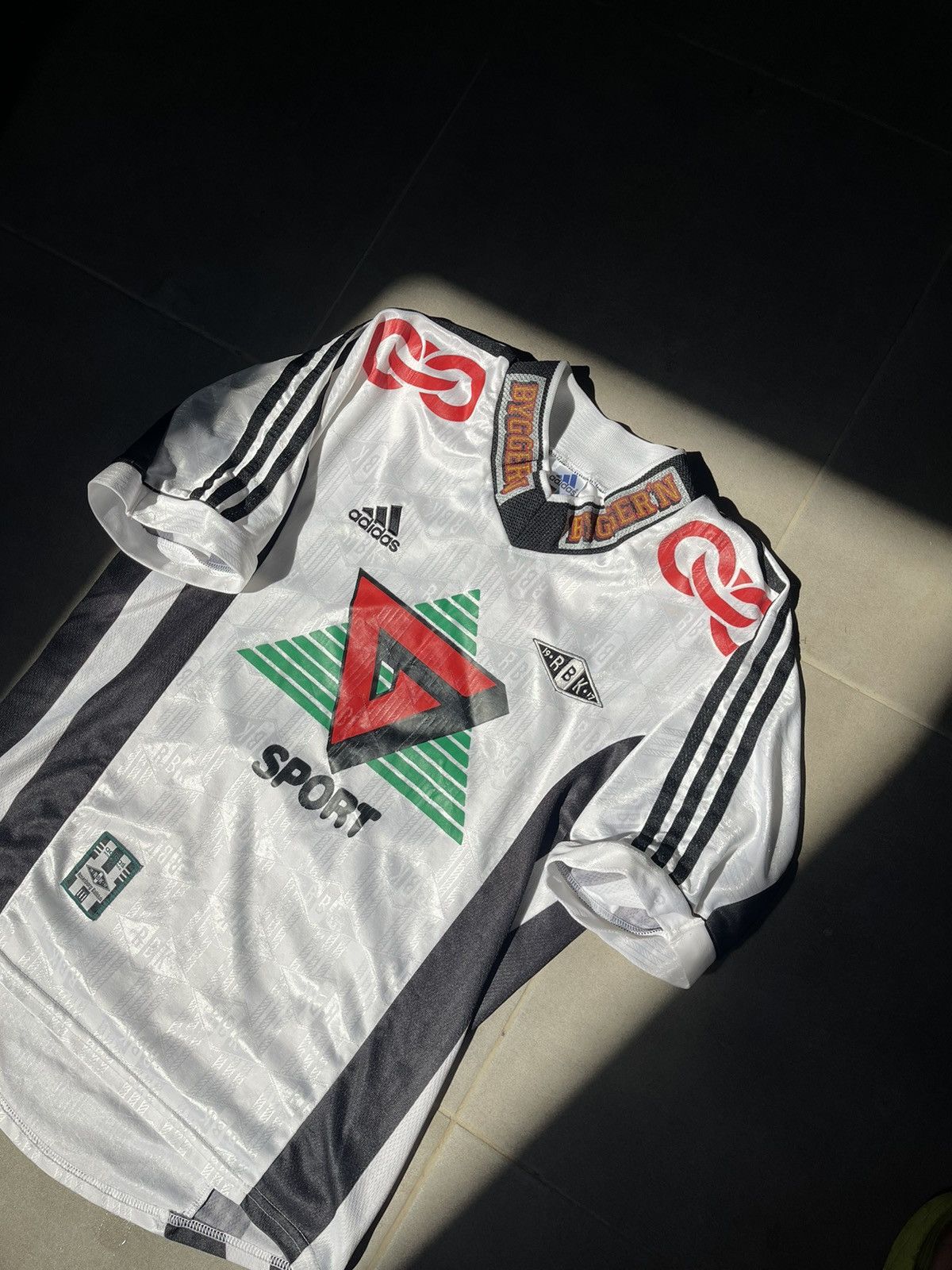 Adidas 90’s Adidas RBK rosenborg vintage rare soccer jersey Size US S / EU 44-46 / 1 - 3 Thumbnail