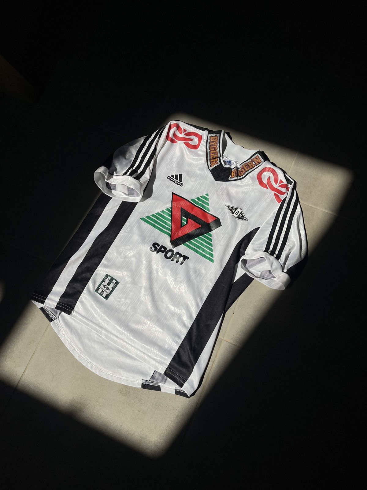 Adidas 90’s Adidas RBK rosenborg vintage rare soccer jersey Size US S / EU 44-46 / 1 - 2 Thumbnail