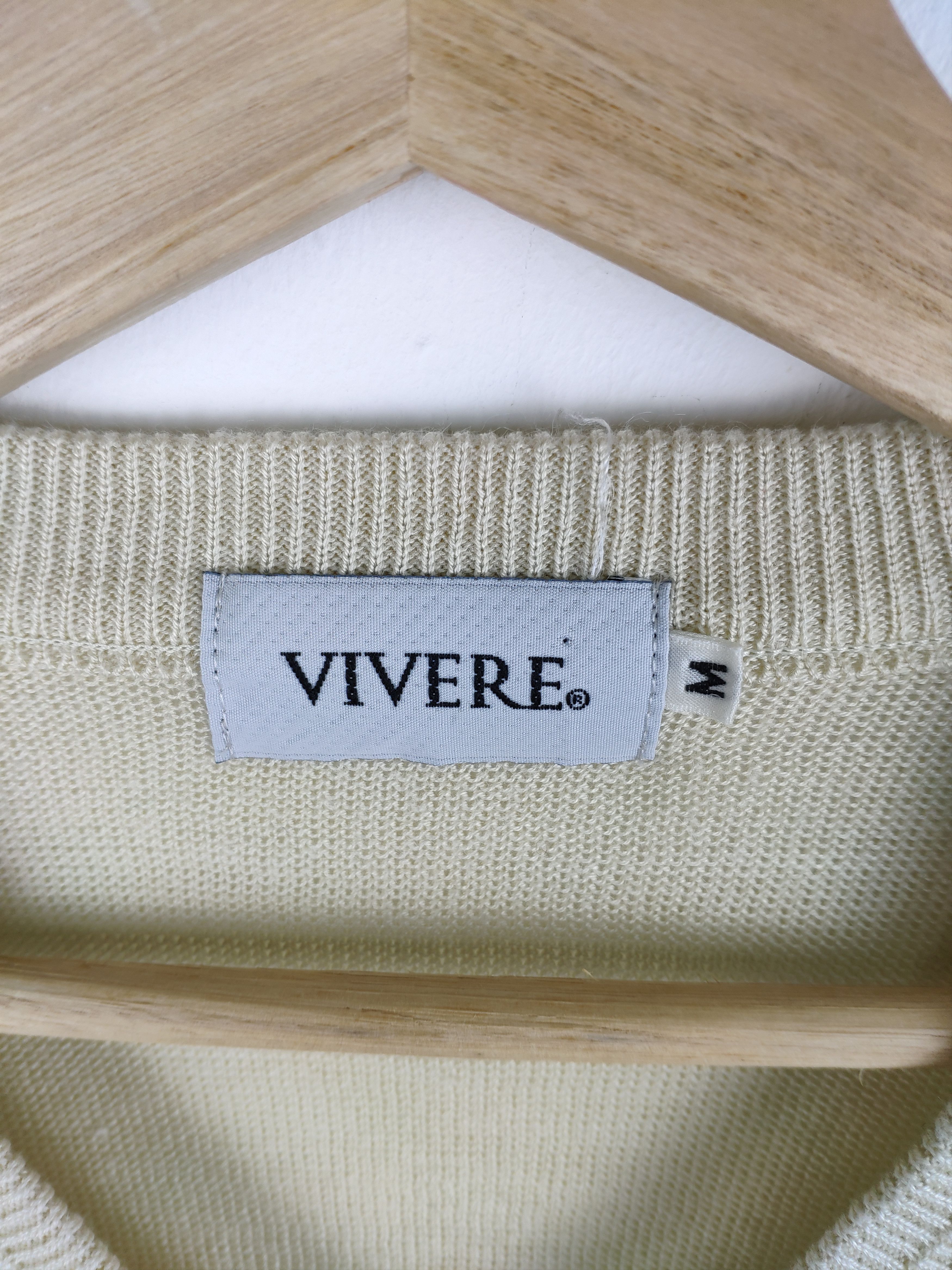 Aran Isles Knitwear × Japanese Brand × Vintage Steal💥 Vintage Knit Sweater V Neck by Vivere Size US M / EU 48-50 / 2 - 4 Thumbnail