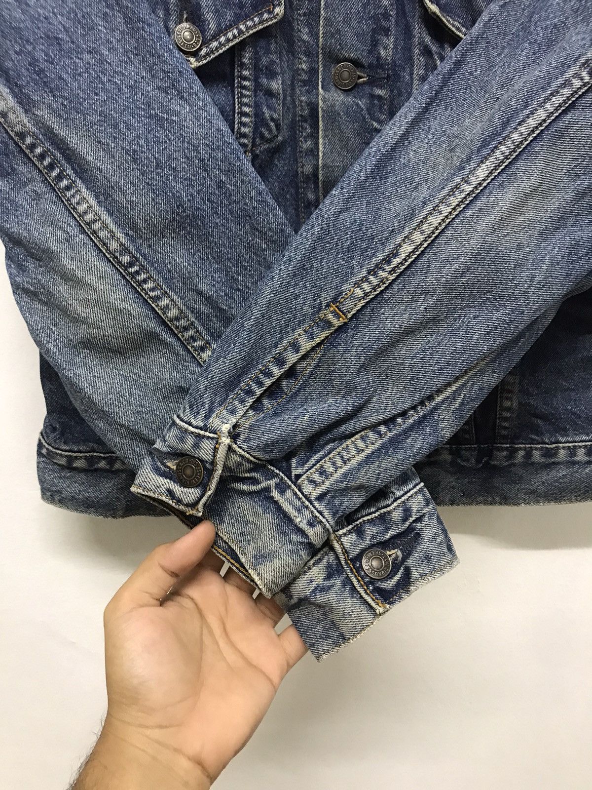 Levi's Vintage Levis Distressed Trucker Jackets Size US S / EU 44-46 / 1 - 6 Thumbnail