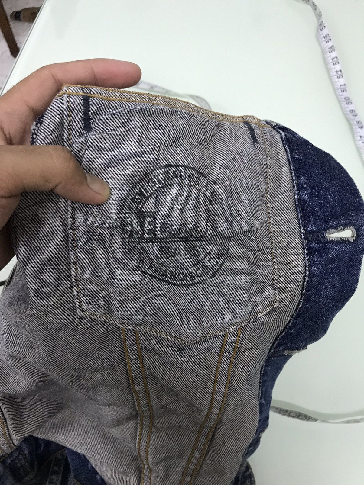 Levi's Vintage Levis Distressed Trucker Jackets Size US S / EU 44-46 / 1 - 15 Thumbnail