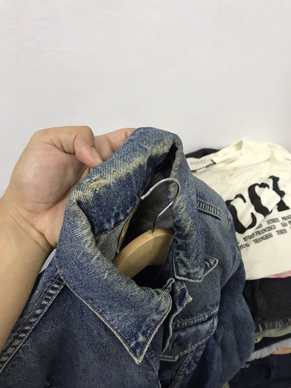 Levi's Vintage Levis Distressed Trucker Jackets Size US S / EU 44-46 / 1 - 20 Thumbnail