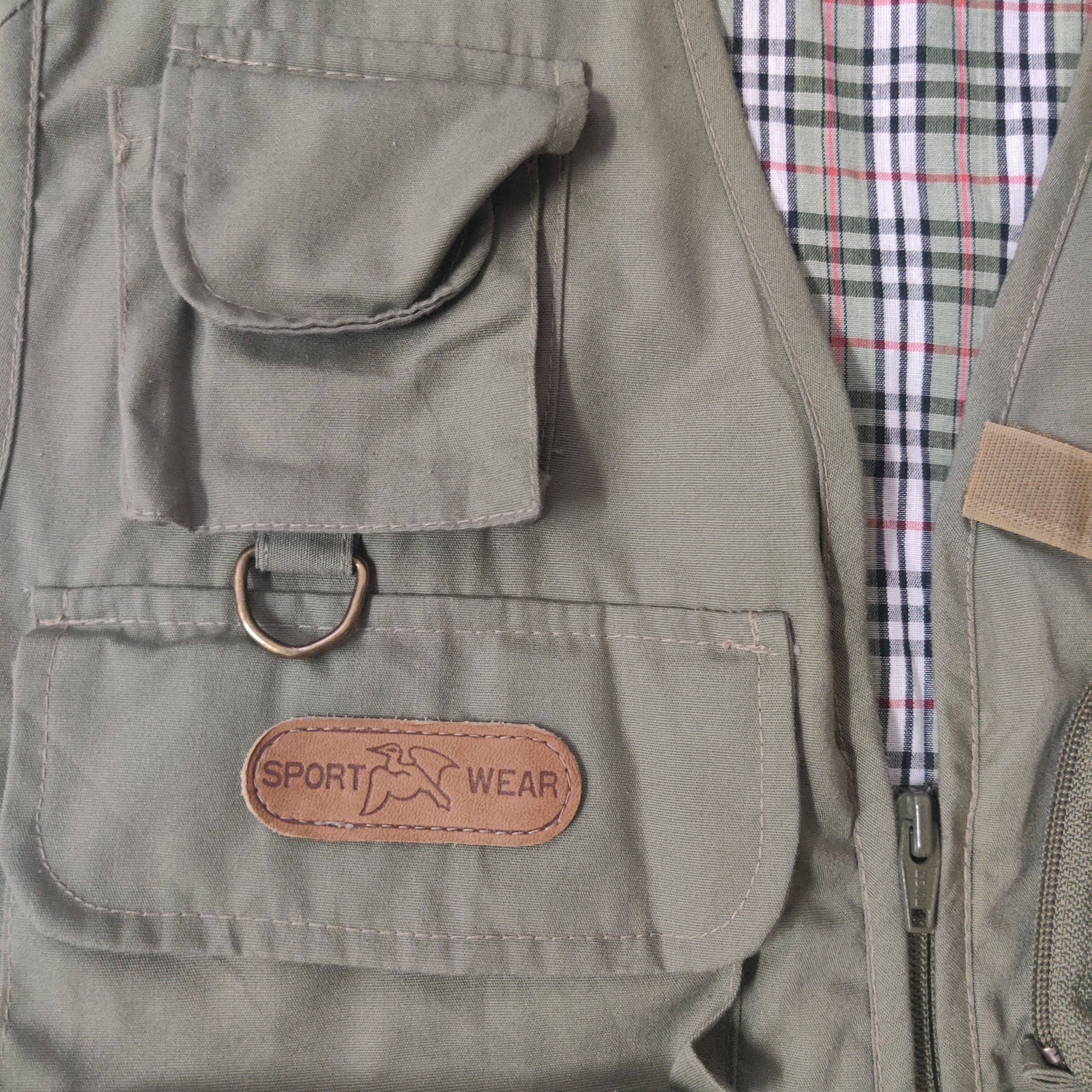 Japanese Brand Vintage Sport Wear Tactical Vest Multi Pocket Size US L / EU 52-54 / 3 - 4 Thumbnail