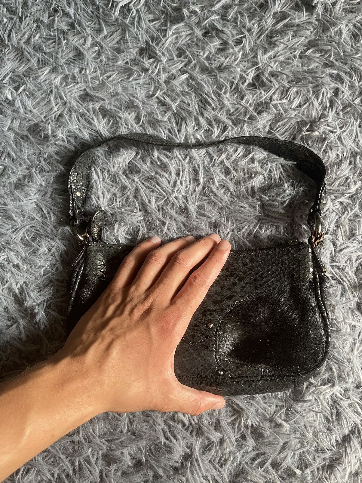 Just Cavalli × Vintage Just Cavalli 00s vtg real fur and leather avant garde bag Size ONE SIZE - 7 Thumbnail