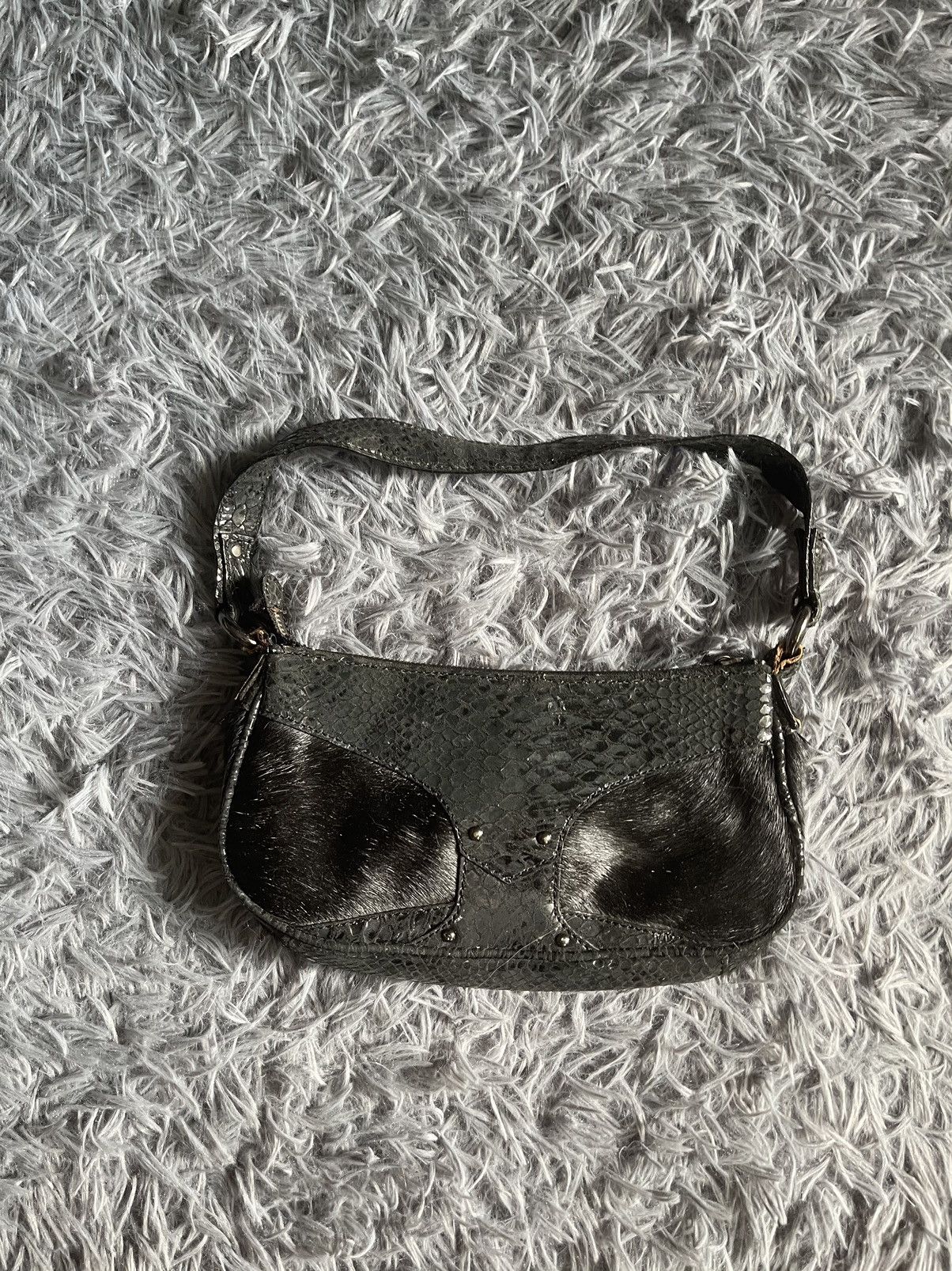 Just Cavalli × Vintage Just Cavalli 00s vtg real fur and leather avant garde bag Size ONE SIZE - 11 Thumbnail
