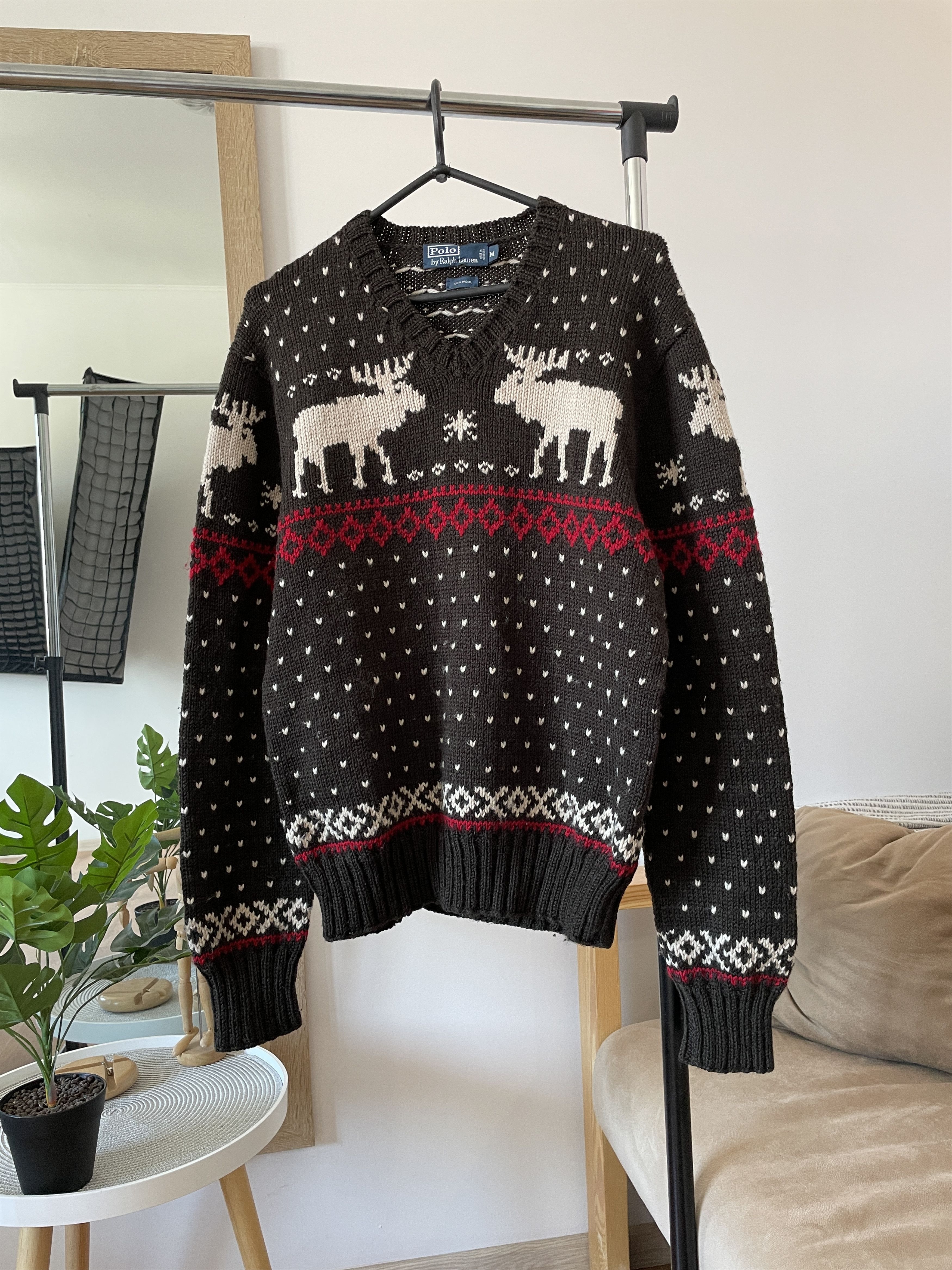 Polo Ralph Lauren Polo Ralph Lauren Vintage Moose V-Neck Wool Sweater Size M Size US M / EU 48-50 / 2 - 1 Thumbnail