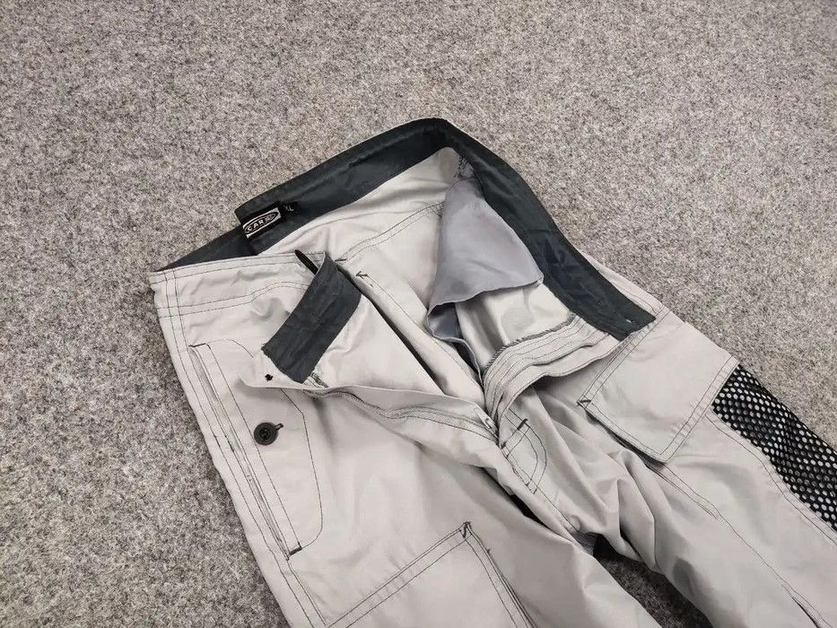 Japanese Brand Vintage 90's Japanese gray Cargo parachute Baggy Light Pants Size US 36 / EU 52 - 8 Thumbnail