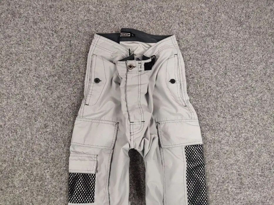 Japanese Brand Vintage 90's Japanese gray Cargo parachute Baggy Light Pants Size US 36 / EU 52 - 3 Thumbnail