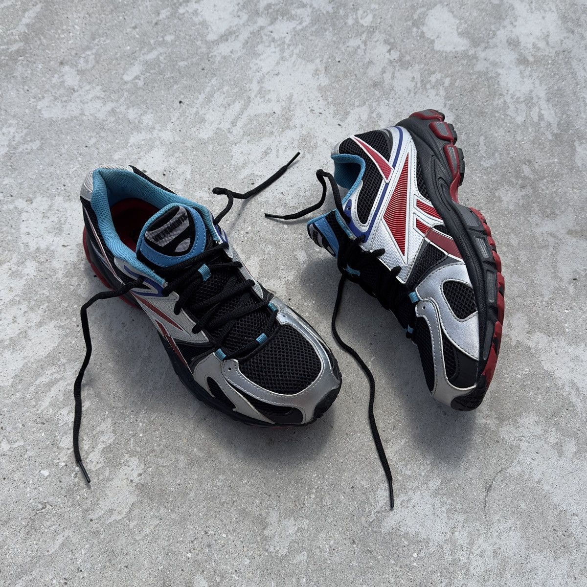 Reebok × Streetwear × Vetements Reebok x Vetements Spike Runner 200 ...