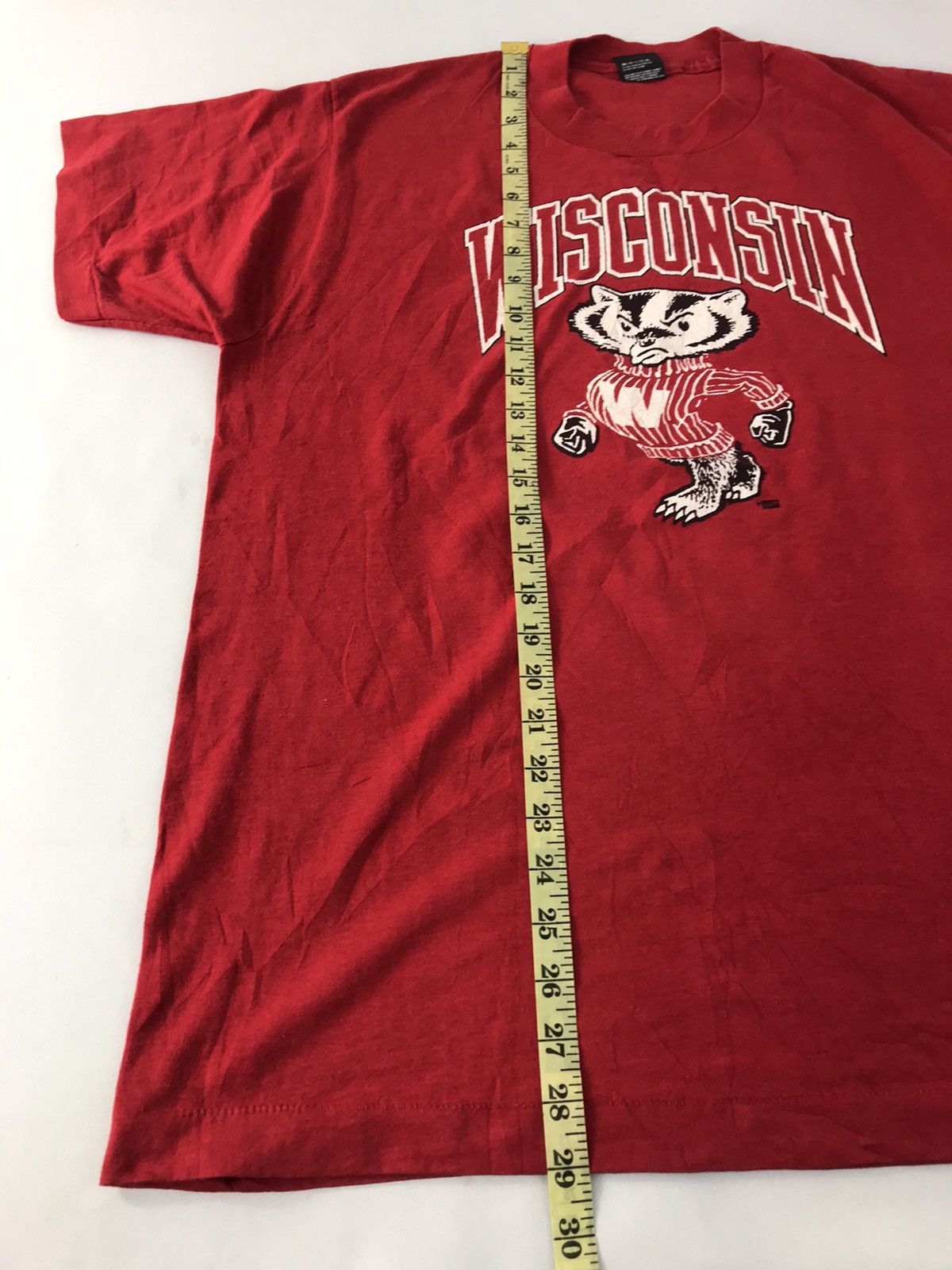 NFL Rare 90s Winsconsin Bucky Badges 50/50 Sportswear Tee Size US L / EU 52-54 / 3 - 8 Thumbnail
