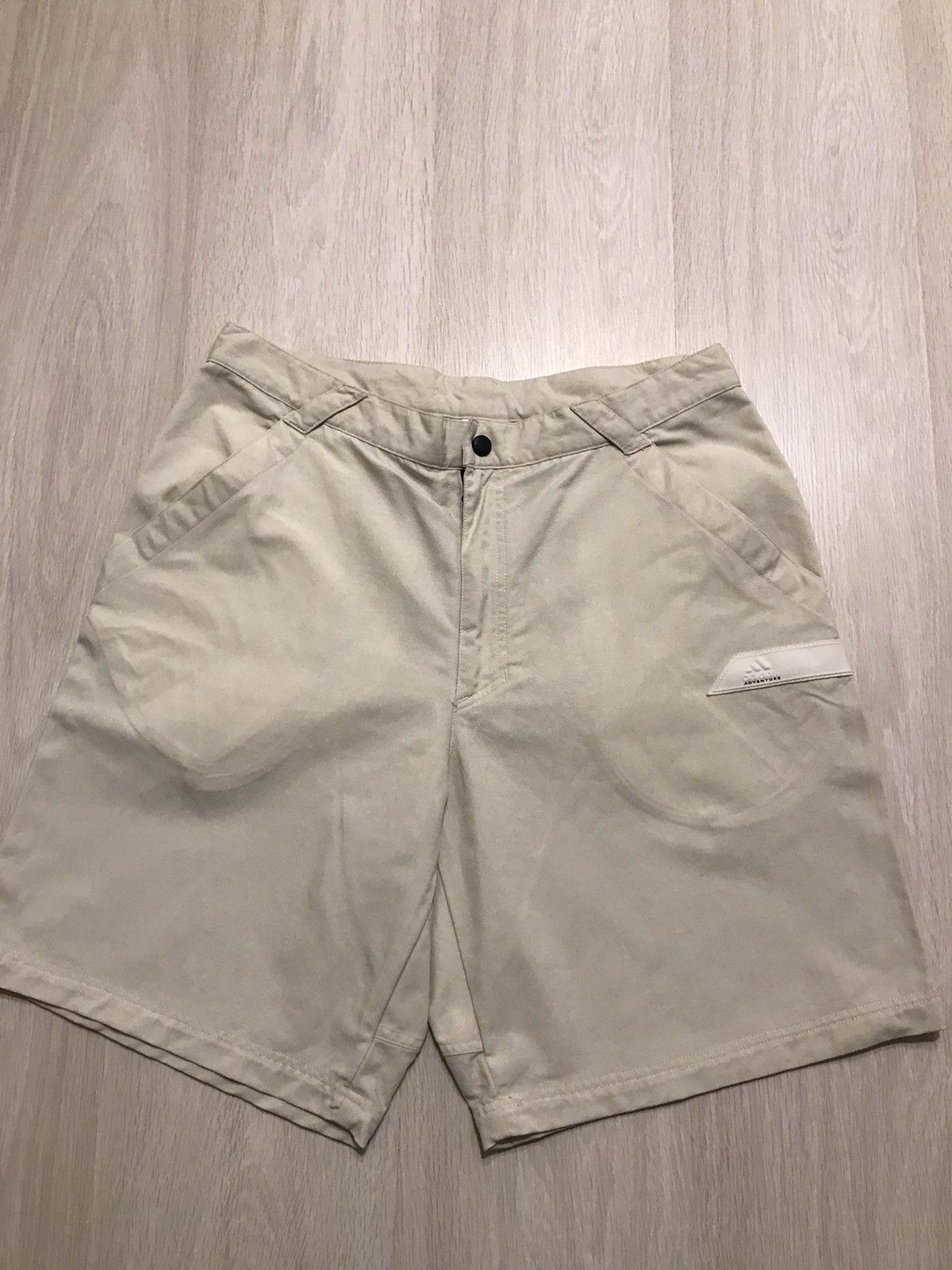 Adidas Vintage Adidas Adventure Shorts size M-32” Size US 32 / EU 48 - 1 Thumbnail