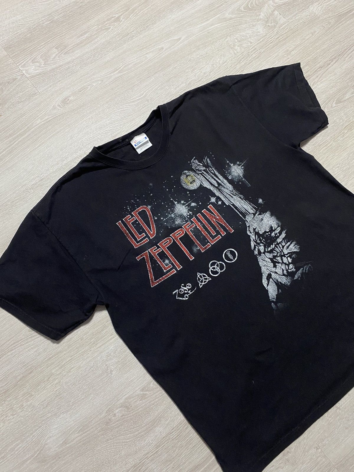Vintage Led Zeppelin rock tee 2007 size XL