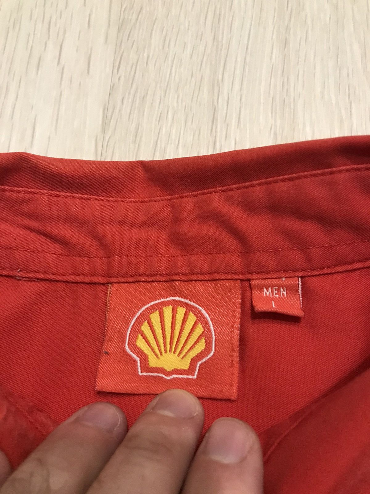 Vintage Vintage shirt Ferrari SHELL size L Racing team Size US L / EU 52-54 / 3 - 5 Thumbnail