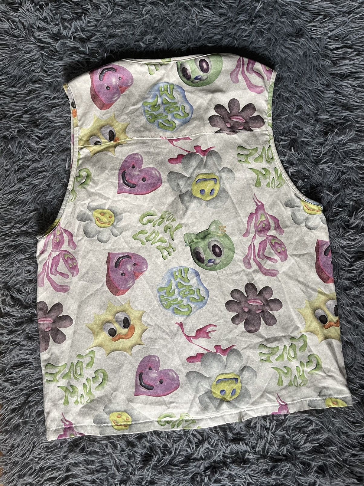 Lazy Oaf Lazy Oaf graphic vest NWT do good art club “grow love” Size US XL / EU 56 / 4 - 13 Thumbnail