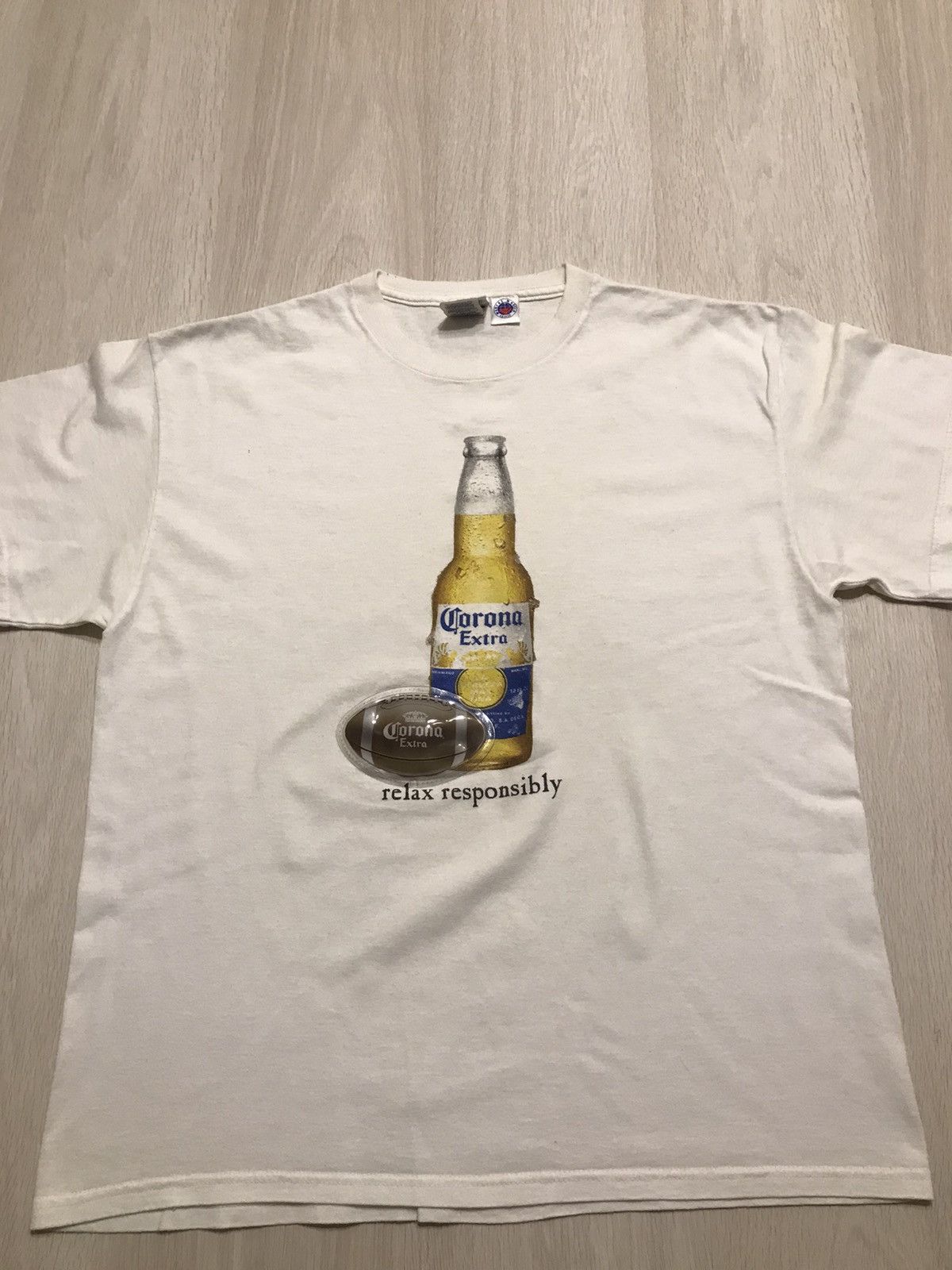 Vintage Vintage CORONA EXTRA T-shirt Size US L / EU 52-54 / 3 - 1 Thumbnail