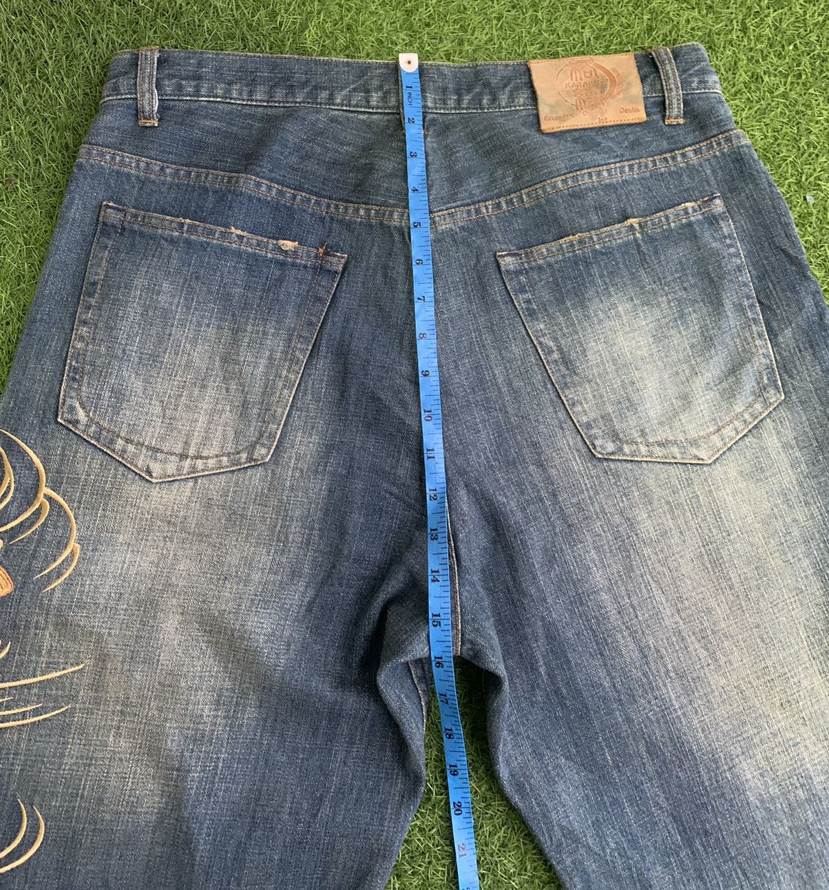 Japanese Brand Vintage Japanese Brand Embroidery Fish Koi Jeans Size US 34 / EU 50 - 19 Thumbnail