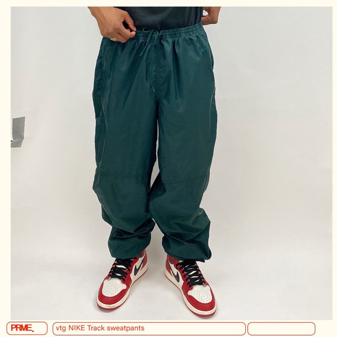 Nike × Vintage vintage 90s NIKE TRACK Nylon sweatpants Size US 36 / EU 52 - 2 Thumbnail