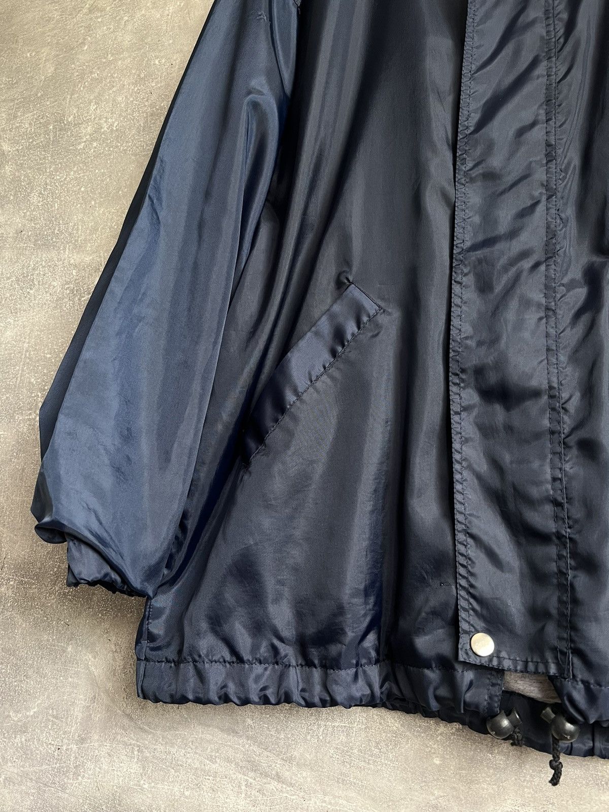 Helly Hansen 90S Vintage Helly Hansen Blue Jacket Big Logo Size M - L Size US L / EU 52-54 / 3 - 3 Thumbnail