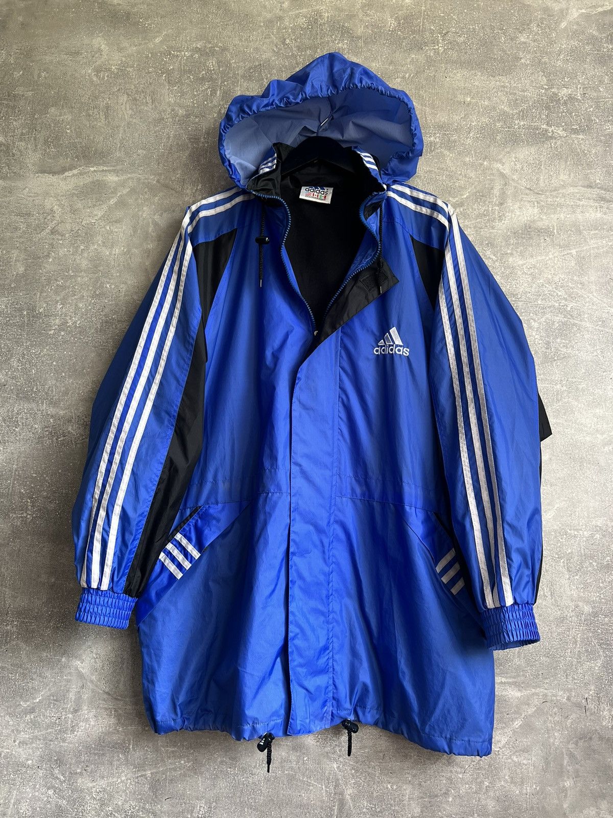 Vintage 90s Vintage Adidas Blue Big Logo Windbreaker Jacket Size XL Size US XL / EU 56 / 4 - 1 Thumbnail
