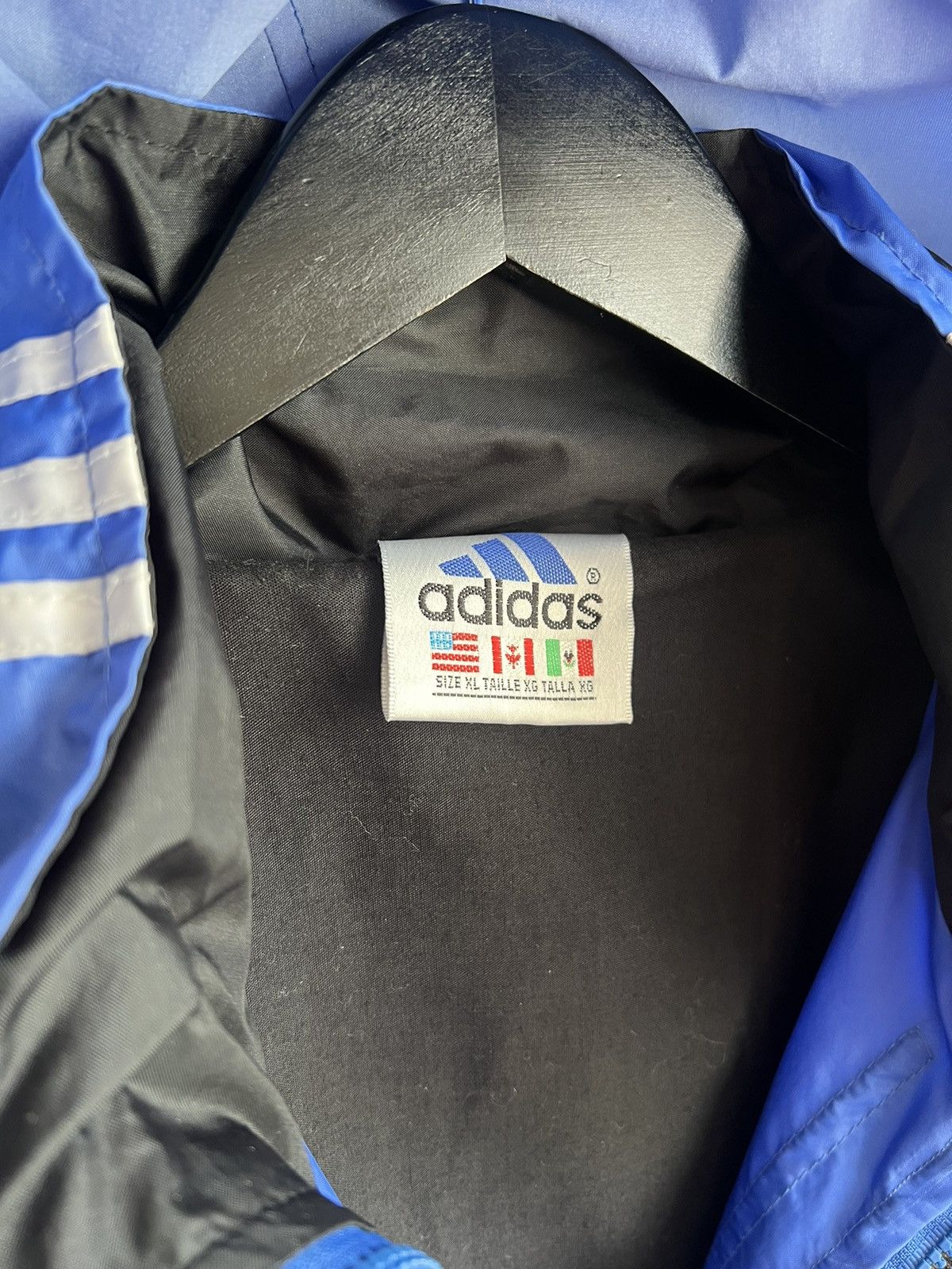 Vintage 90s Vintage Adidas Blue Big Logo Windbreaker Jacket Size XL Size US XL / EU 56 / 4 - 5 Thumbnail