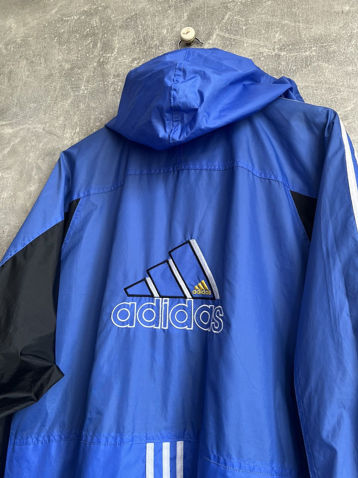 Vintage 90s Vintage Adidas Blue Big Logo Windbreaker Jacket Size XL Size US XL / EU 56 / 4 - 4 Thumbnail