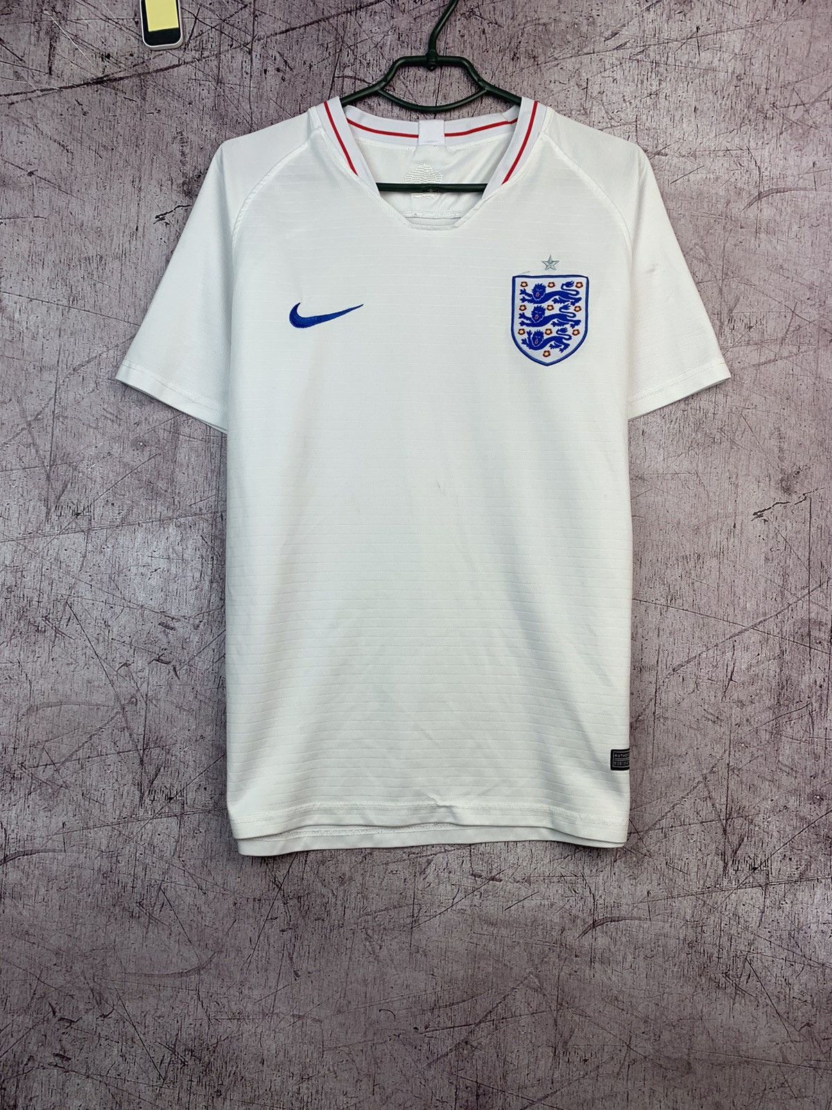 Nike × Vintage Nike England Vintage Mens Jersey T-Shirt Size US M / EU 48-50 / 2 - 1 Thumbnail