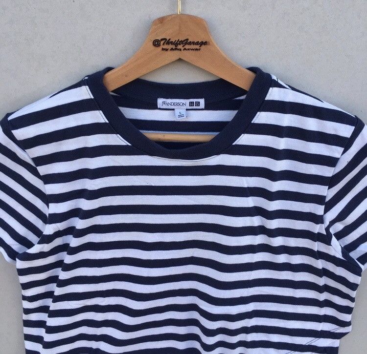 JW Anderson Dont buy yet ! Uniqlo Assymetric Crop Stripe Tees Size US L / EU 52-54 / 3 - 2 Thumbnail