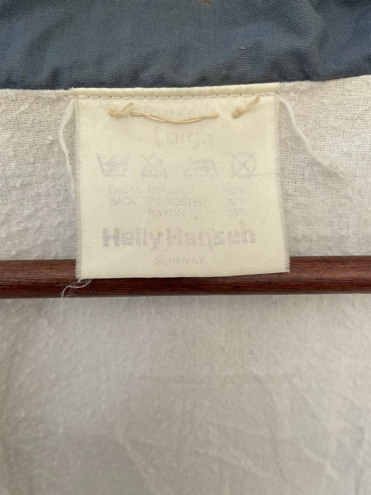 Helly Hansen × Vintage VINTAGE SUN FADED HELLY HANSEN NORWAY JACKET Size US L / EU 52-54 / 3 - 9 Thumbnail
