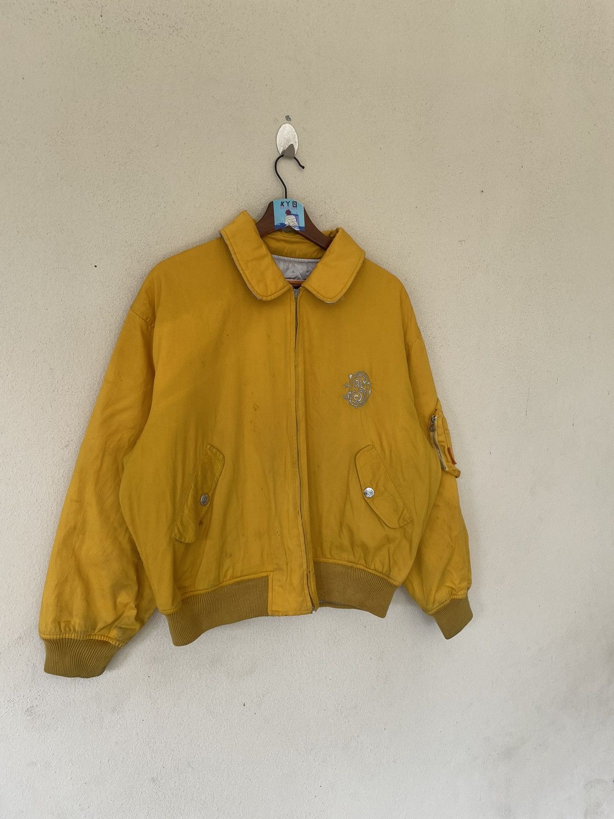 Japanese Brand × Vintage VINTAGE EMBROIDERED POU DOU DOU AUTUMN-WINTER BOMBER JACKET Size US L / EU 52-54 / 3 - 7 Thumbnail