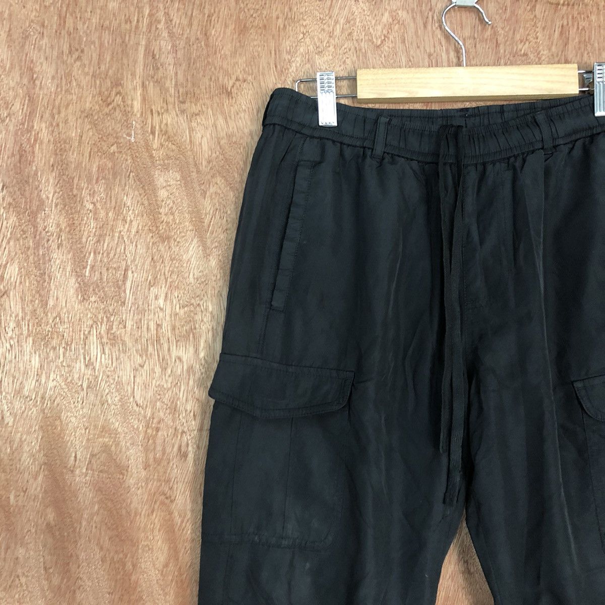 Japanese Brand DLL Uniqlo Black Multipocket jogger Cargo Pants #2673 Size US 29 - 6 Thumbnail