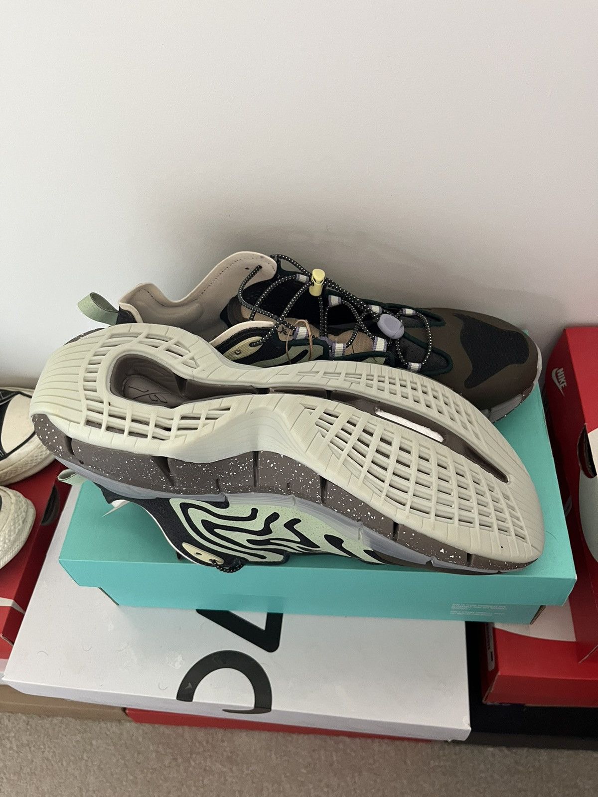 Brain Dead × Reebok Reebok x Brain Dead Zig Kinetica II Running Shoes Size US 9.5 / EU 42-43 - 3 Thumbnail