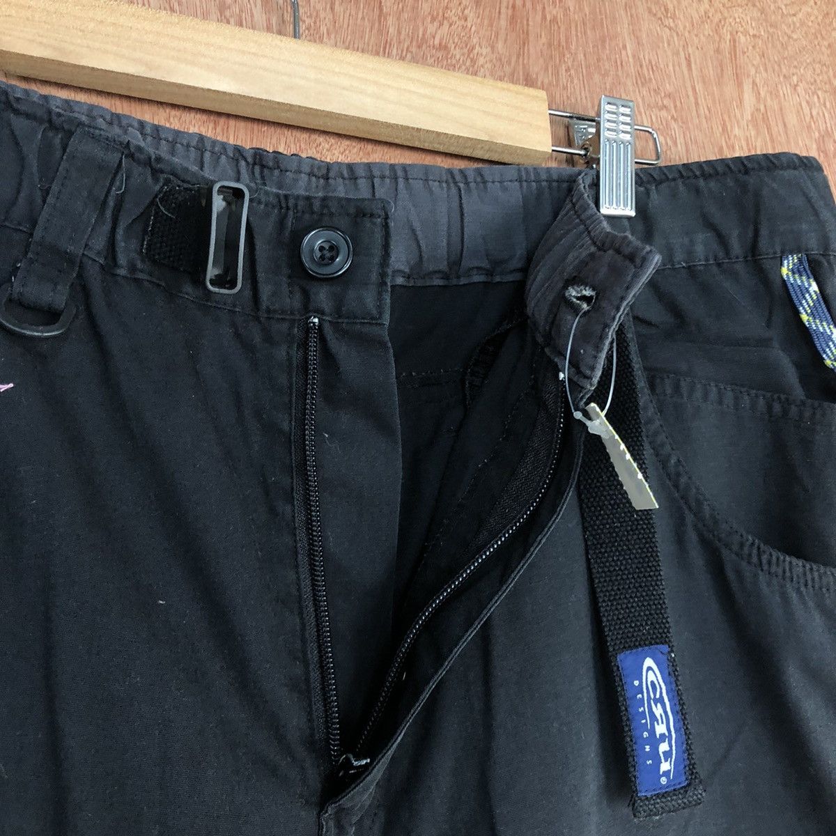 Japanese Brand DLL CRU Black Multipocket hiking track Cargo Pants #2338 Size US 33 - 9 Thumbnail