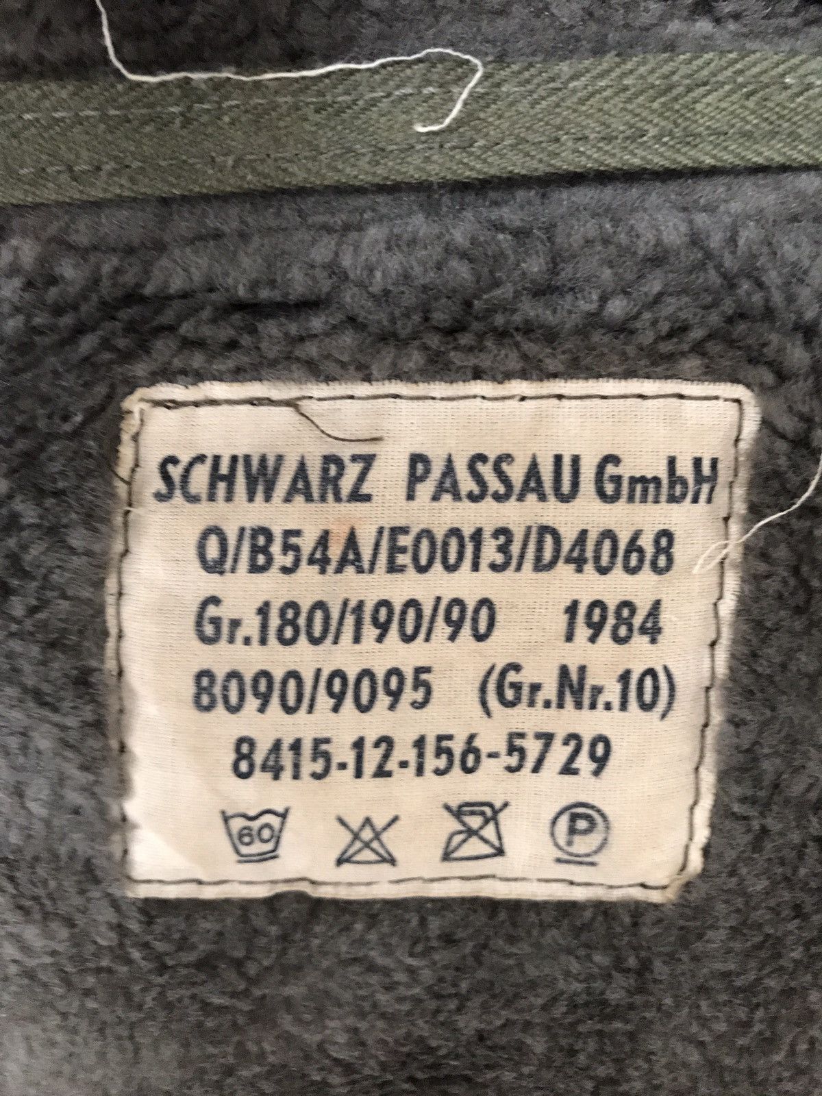 Vintage 80s Schwarz Passau Army Heavy Parkas Jacket