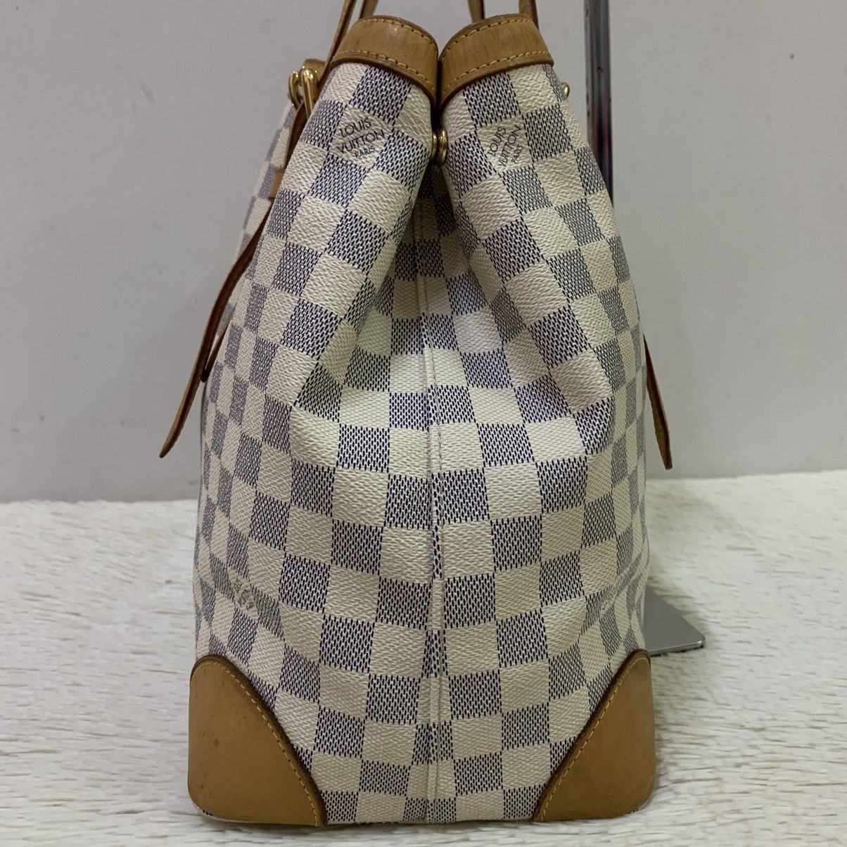 Louis Vuitton LOUIS VUITTON Hampstead MM Damier Azur Tote Bag Size ONE SIZE - 6 Thumbnail
